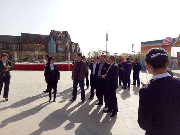 甘肅宜居陽光物業(yè)管理有限公司赴碧桂園物業(yè)參觀學習活動